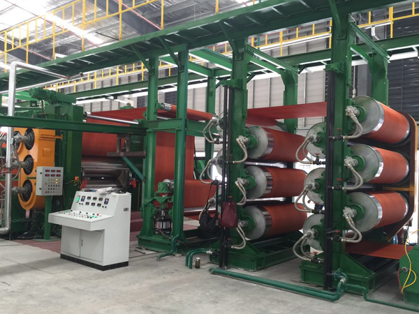 Rubber four roll rolling machine
